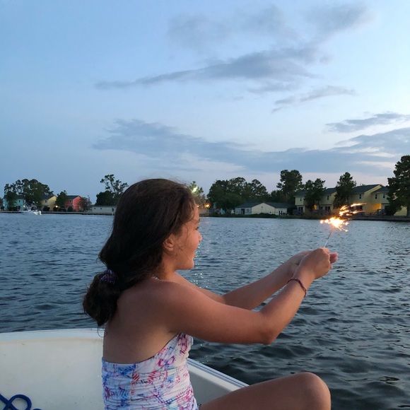 Meet your Posher, Marjorie - Picture 2 of 3